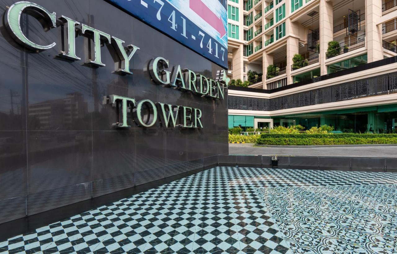 Panoramic View Tower: Garden Oasis *